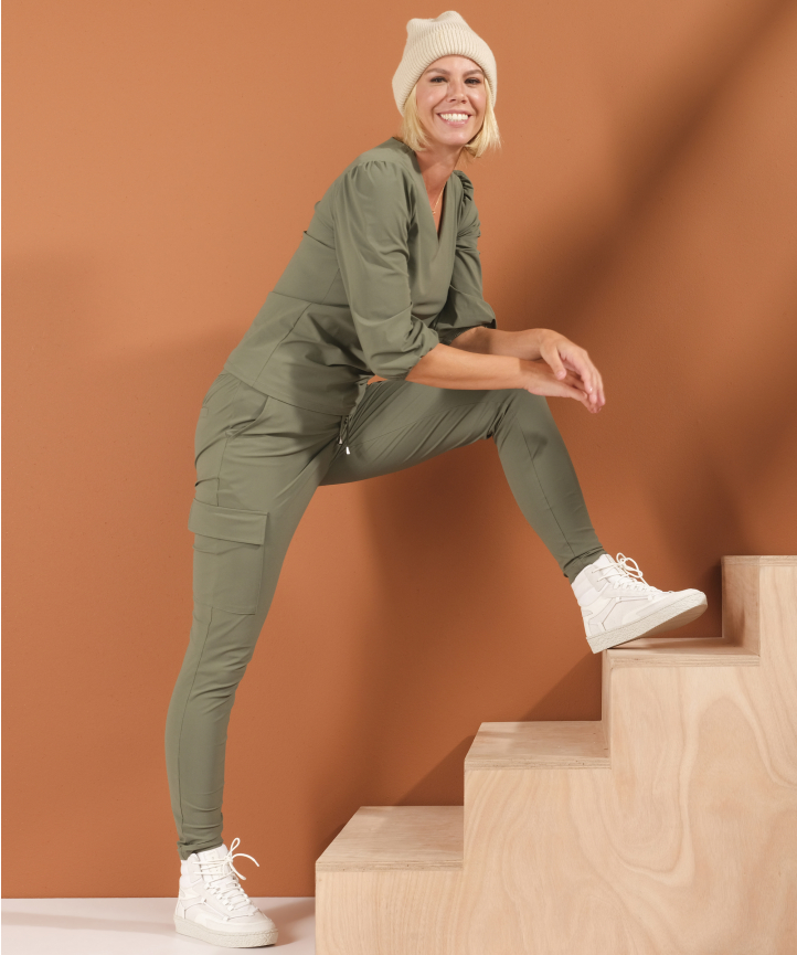 slim fit cargo broek travelstof