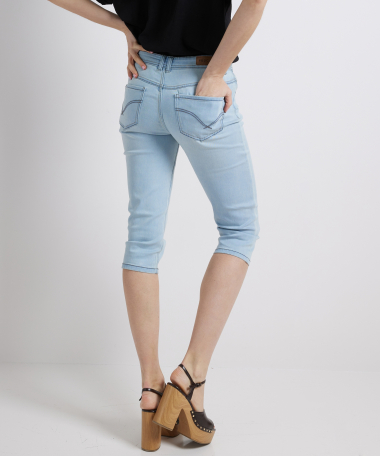 slim fit capri jeans stretch
