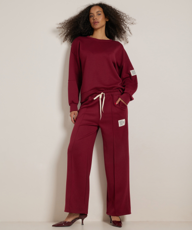 wide fit broek met label