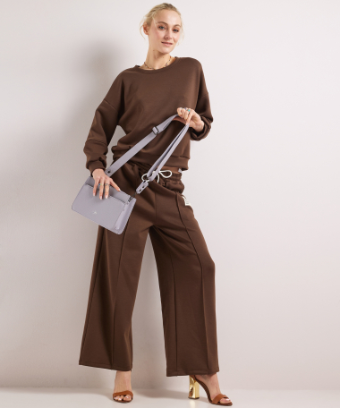 wide fit broek label naad