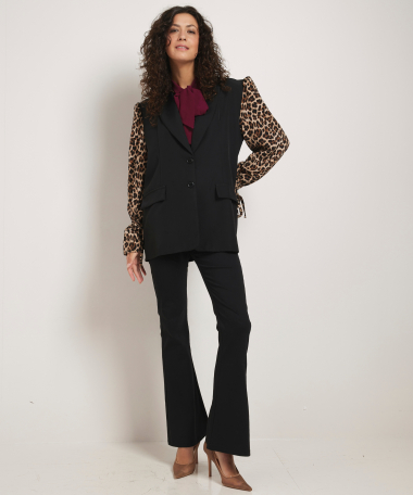blazer met panterprint mouw