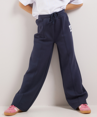 wide fit broek label