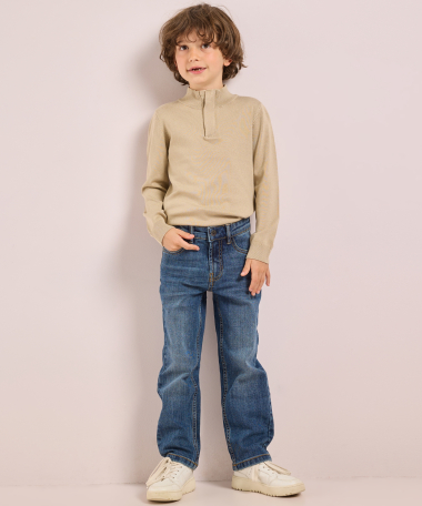 wide fit stretch jeans