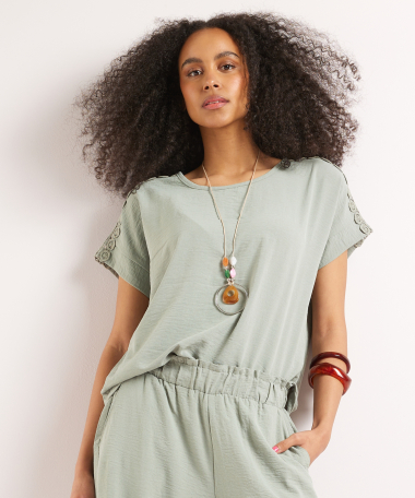 t-shirt met ketting