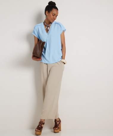 uni v-hals t-shirt schouderdetail
