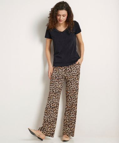 broderie t-shirt met v-hals