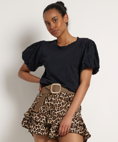 t-shirt met kanten pofmouw