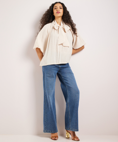 t-shirt met pofmouw en strikkraag