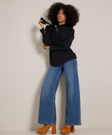 uni top met sjaalkraag