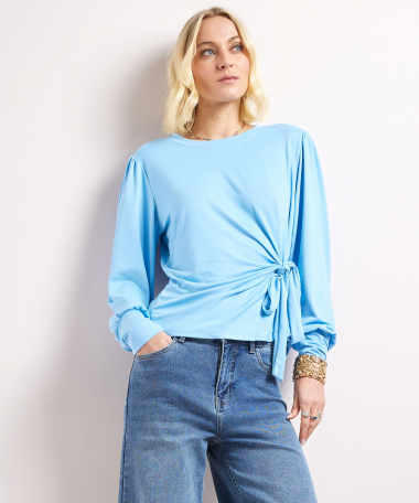 top met knoopdetail