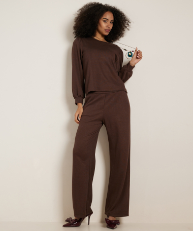 structuur top met ketting