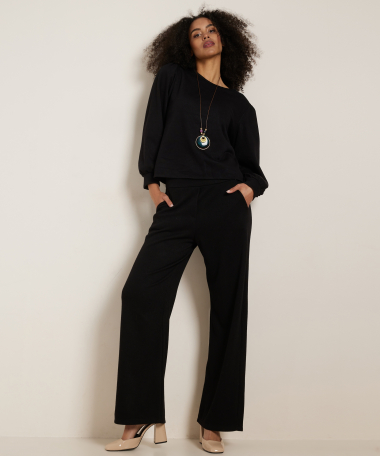 structuur top met ketting