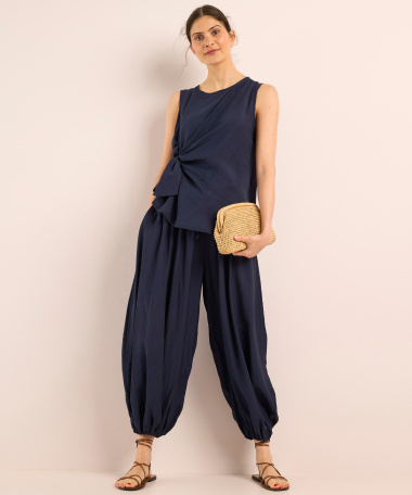 top met knoopdetail