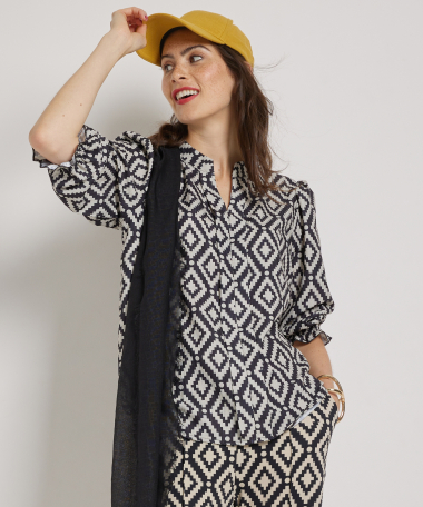 top met all-over print