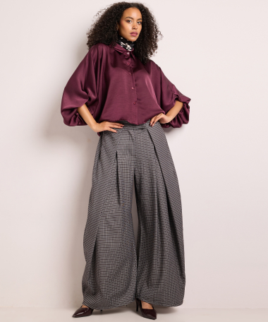 satijnen blouse met korte pofmouw