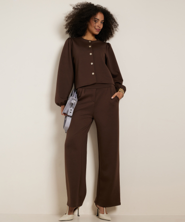 pofmouw vest met knopen