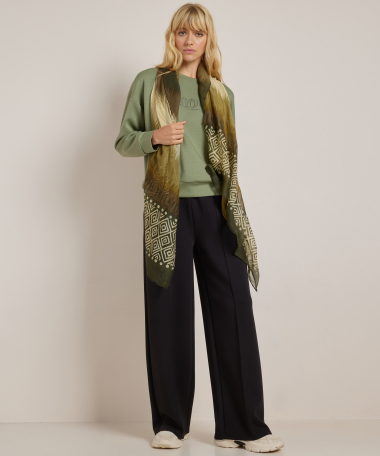 wijde scuba trui embroidery amour
