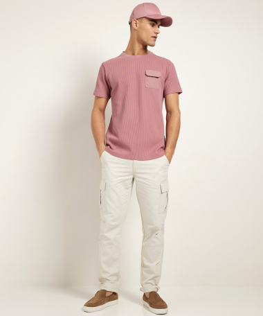 uni t-shirt met klepborstzakje