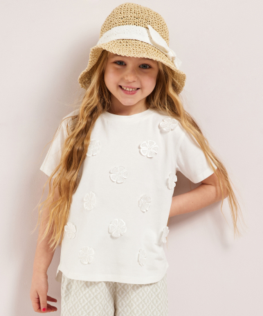 t-shirt met bloemenpatch