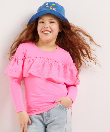 top met broidery ruffle