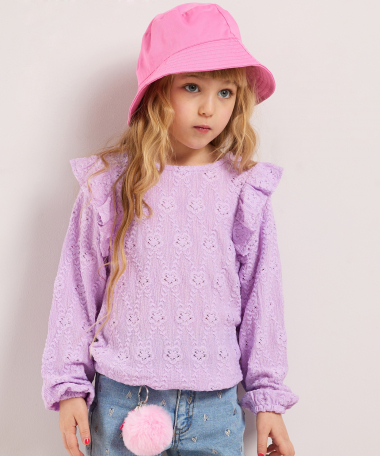 top met bloemenstructuur