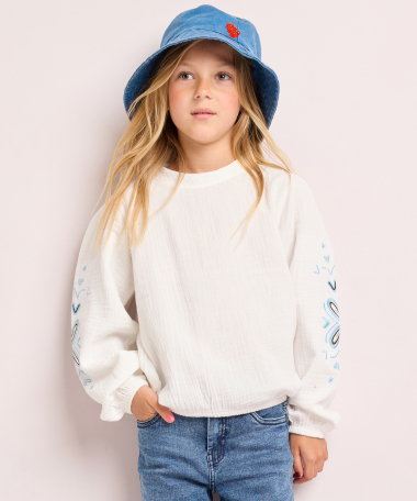 blouse met embroidery
