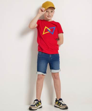 t-shirt met embossprint