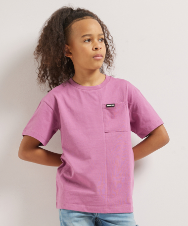 loose fit t-shirt borstzakje