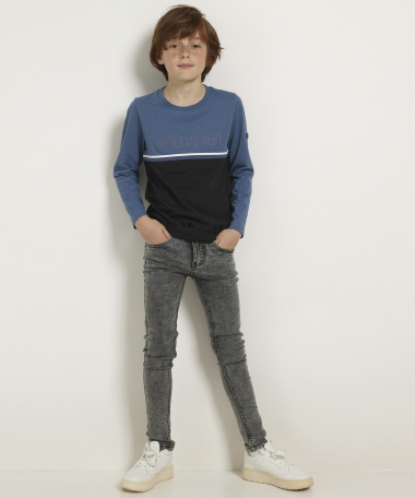 top met stoere opdruk
