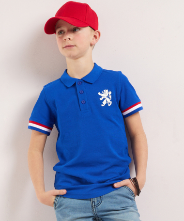 blauwe polo met borstprint