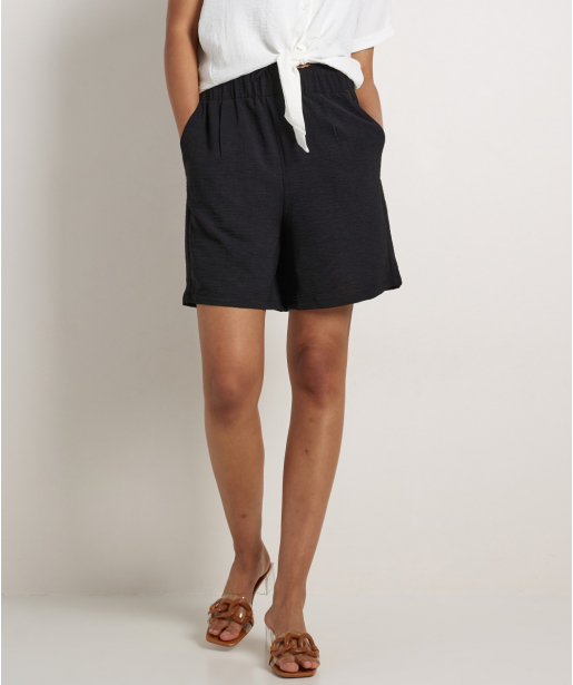 uni wide fit short met strikje