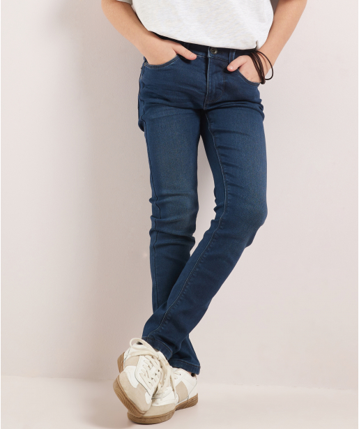 slim fit jeans