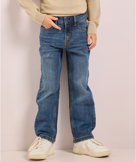 wide fit stretch jeans