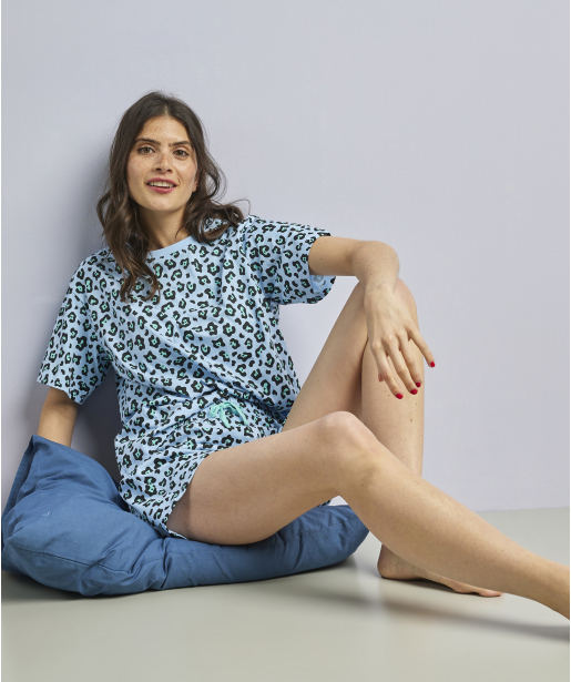 shortama met panterprint