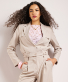 korte blazer met elastiek