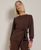 top met knoopdetail