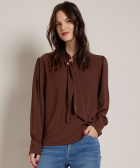 uni top met sjaalkraag