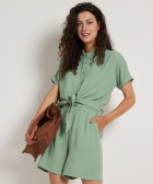 korte blouse met knoopdetail