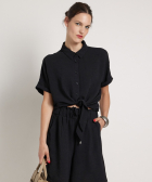 korte blouse met knoopdetail