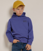 uni trui met borstopdruk